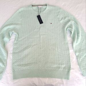 NWT Tommy Hilfiger Light Green Cable Knit Sweater